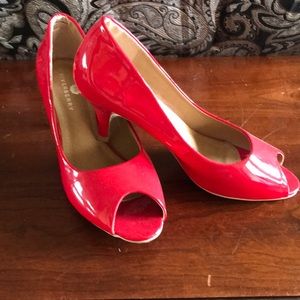 Peep Toe Red Pumps